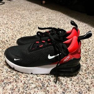Nike Air Max 270. 1Y